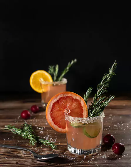 summer cocktails and mocktails